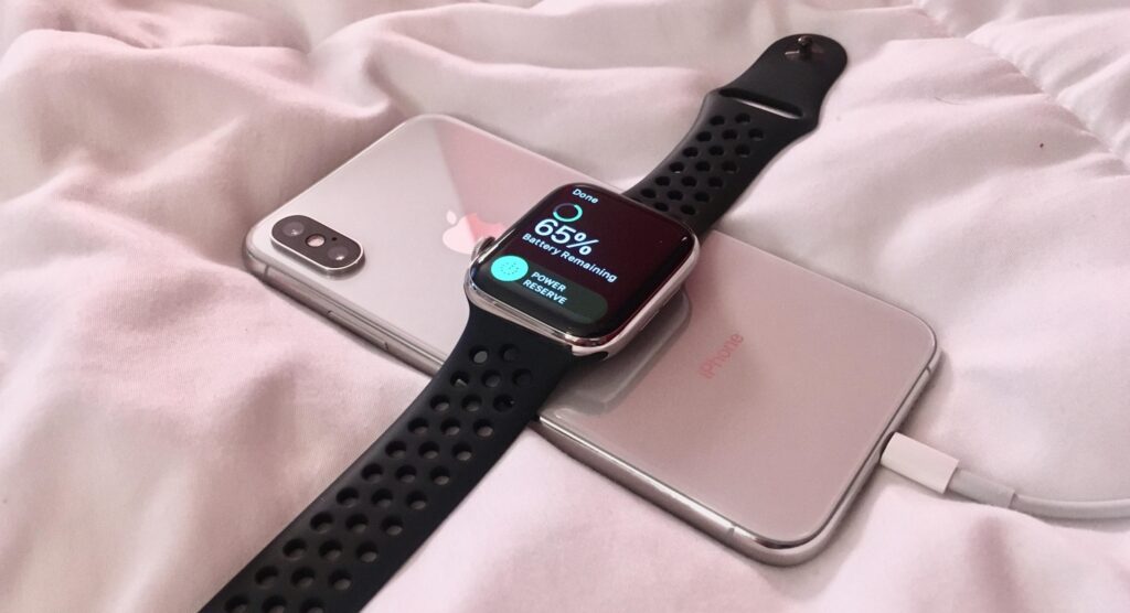 Charge a Smart Watch with an IPhone easily.